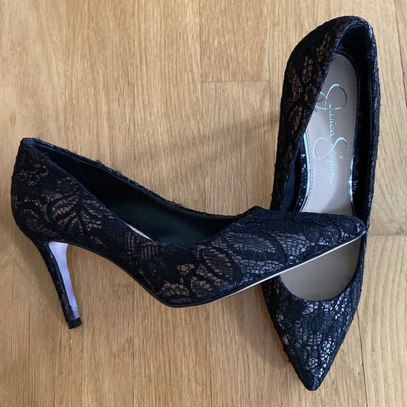 Jessica Simpson Like New “Carpena” Lacy Heels - Picture 10 of 14